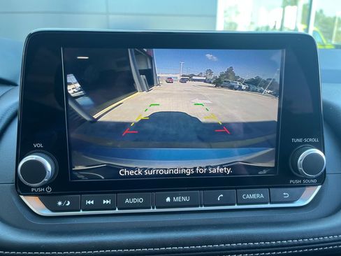 Certified 2024 Nissan Rogue S image 21