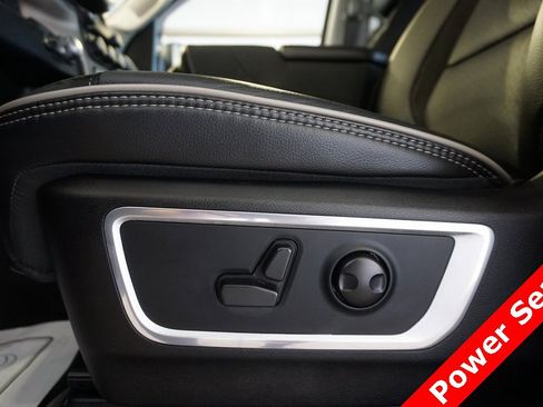 Used 2022 RAM 1500 Laramie image 8