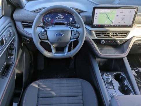 New 2026 Ford Explorer ST-Line w/ ST-Line Street Pack image 15