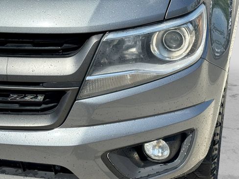 Used 2020 Chevrolet Colorado Z71 AWD/4WD image 12