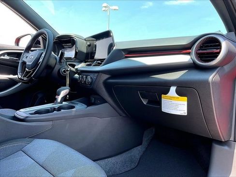 New 2026 Chevrolet Trax RS w/ Driver Confidence Package FWD image 9