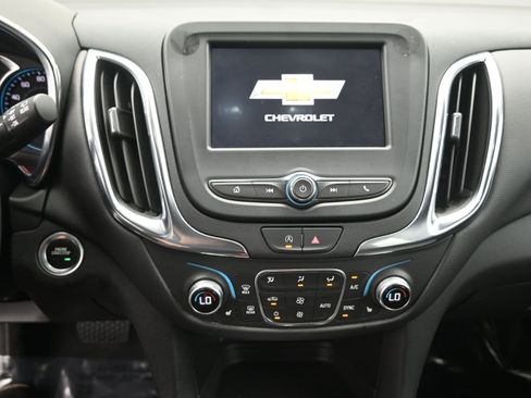 Used 2024 Chevrolet Equinox LT image 13