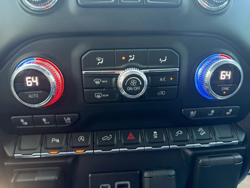 Used 2019 GMC Sierra 1500 AT4 w/ AT4 Premium Package AWD/4WD image 14
