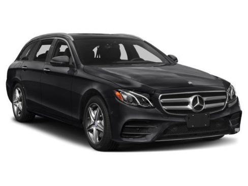 Used 2017 Mercedes-Benz E 400 4MATIC Wagon image 9