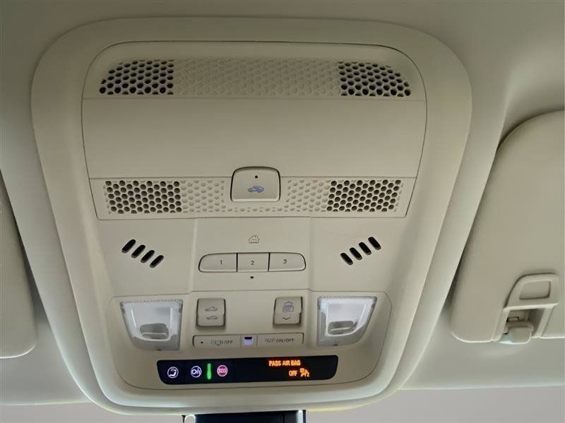 Used 2021 Cadillac XT6 Premium Luxury FWD image 19