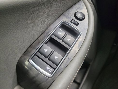 Used 2014 Chevrolet Impala LT w/ Convenience Package image 27