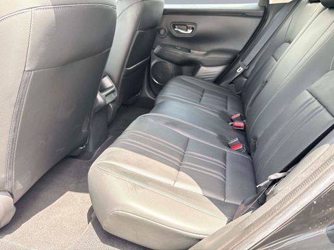 Certified 2026 Honda HR-V EX-L image 13