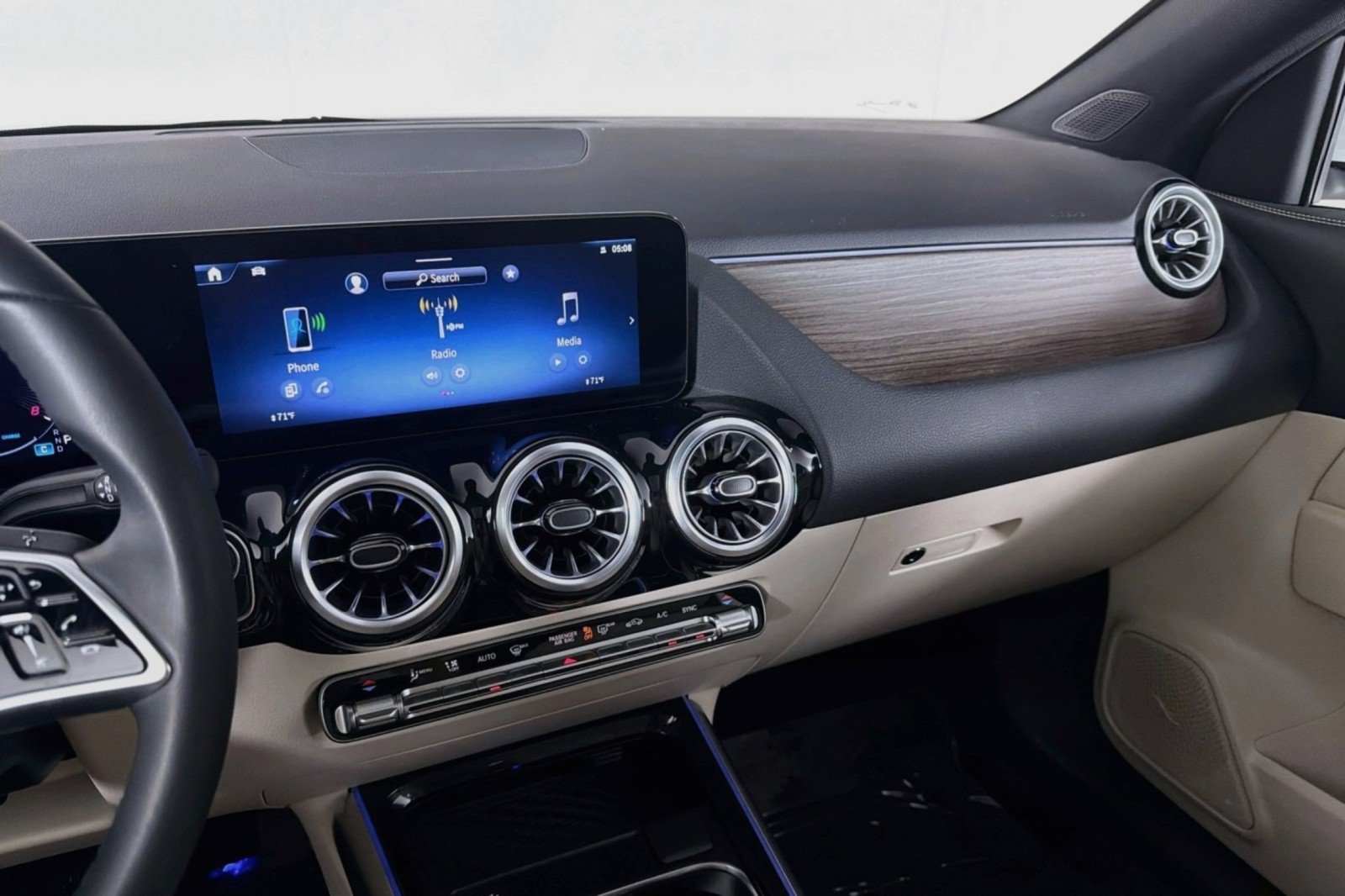 Certified 2026 Mercedes-Benz GLA 250 image 23