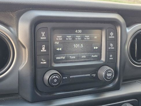 Used 2019 Jeep Wrangler Unlimited Sport S image 15