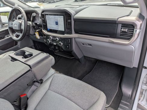 Used 2025 Ford F150 XLT w/ Equipment Group 301A Standard RWD image 36