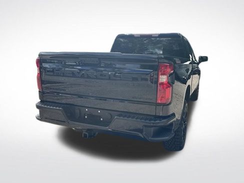 Used 2023 Chevrolet Silverado 1500 Custom Trail Boss w/ LPO, Dark Essentials Package AWD/4WD image 6
