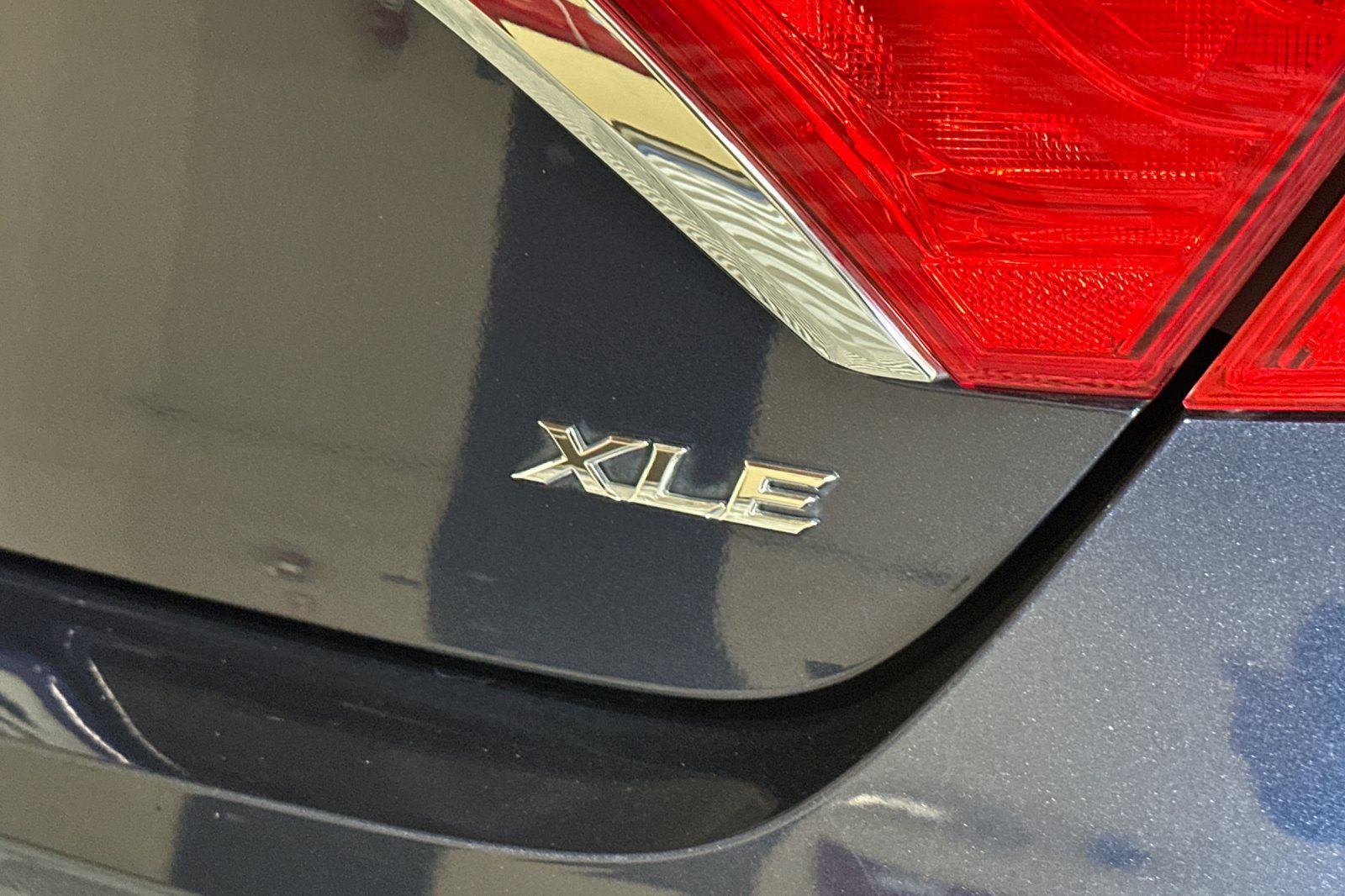 Used 2015 Toyota Camry XLE FWD image 47