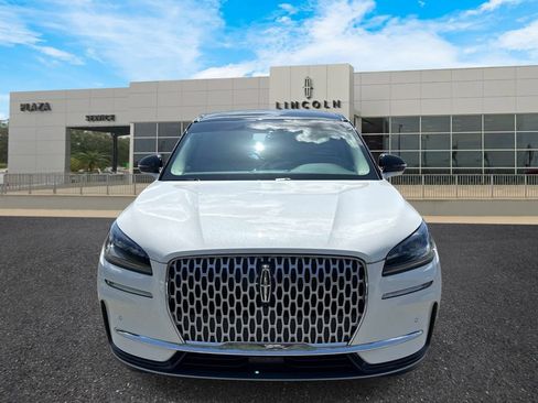 Certified 2023 Lincoln Corsair FWD w/ Equipment Group 101A image 8