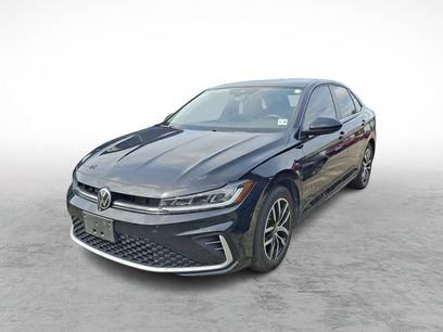 Used 2025 Volkswagen Jetta SE