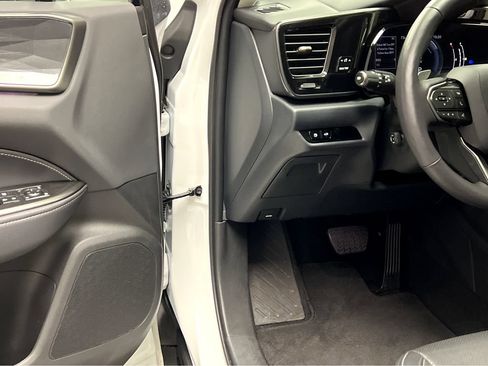 Certified 2026 Lexus NX 350h AWD w/ Cold Area Package image 42