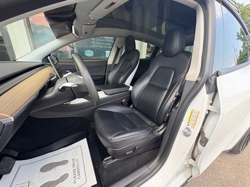 Used 2020 Tesla Model Y Long Range AWD/4WD image 9