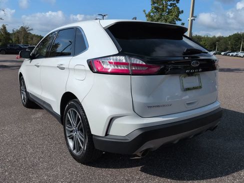 Used 2021 Ford Edge Titanium FWD image 4