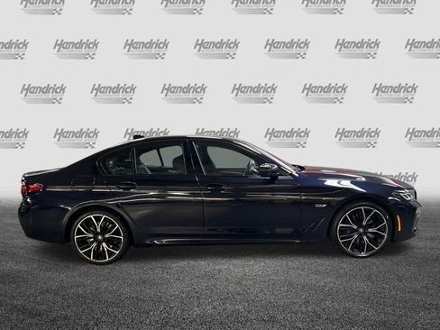 Used 2023 BMW 530e w/ M Sport Package RWD image 11