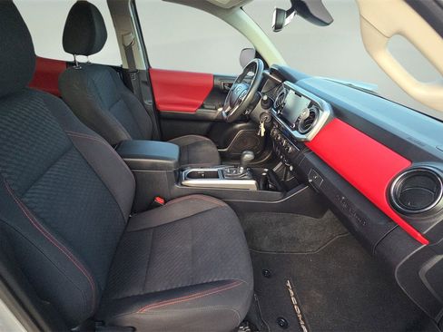 Used 2021 Toyota Tacoma SR5 image 25