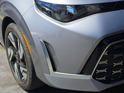 Used 2023 Kia Soul GT-Line FWD image 2