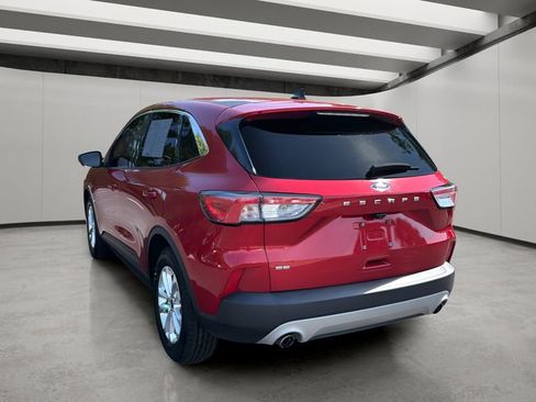Used 2022 Ford Escape SE w/ Convenience Package FWD image 5