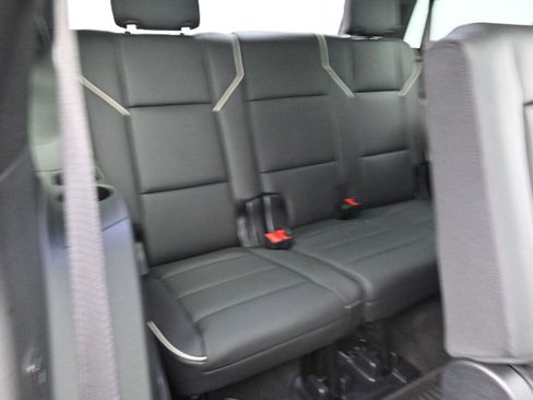 Certified 2025 Cadillac Escalade Sport w/ LPO, ONYX Package image 41