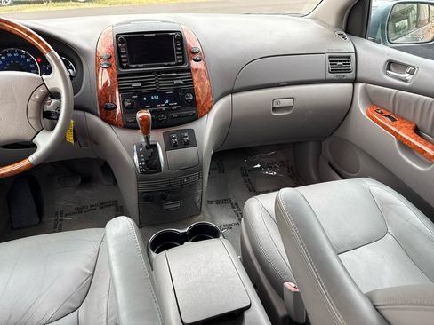 Used 2006 Toyota Sienna AWD image 36