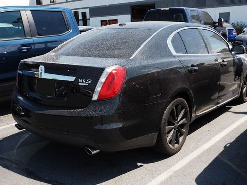 Used 2010 Lincoln MKS AWD image 3