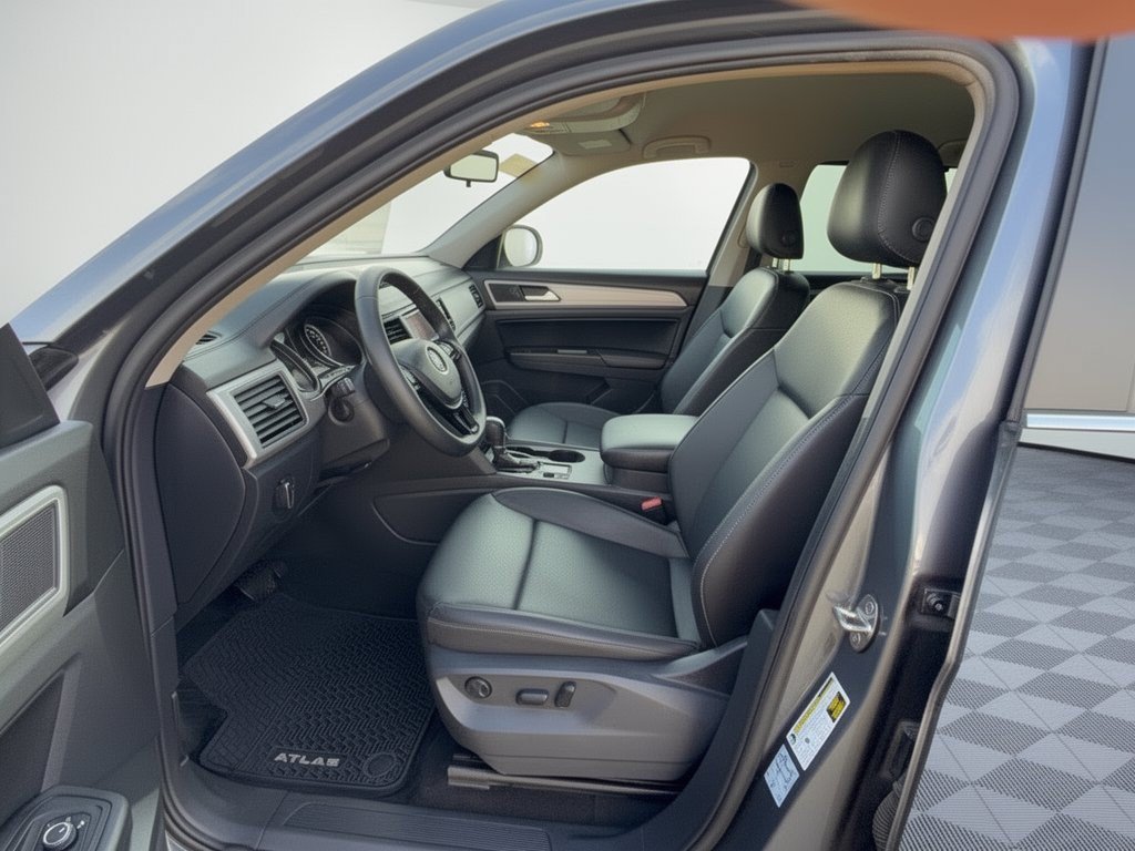 Used 2019 Volkswagen Atlas SE w/ Towing Package FWD image 5