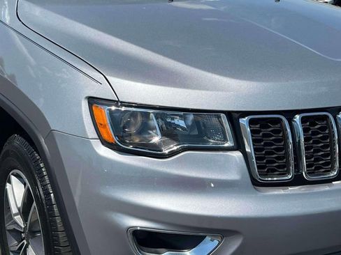 Used 2020 Jeep Grand Cherokee Limited AWD/4WD image 8