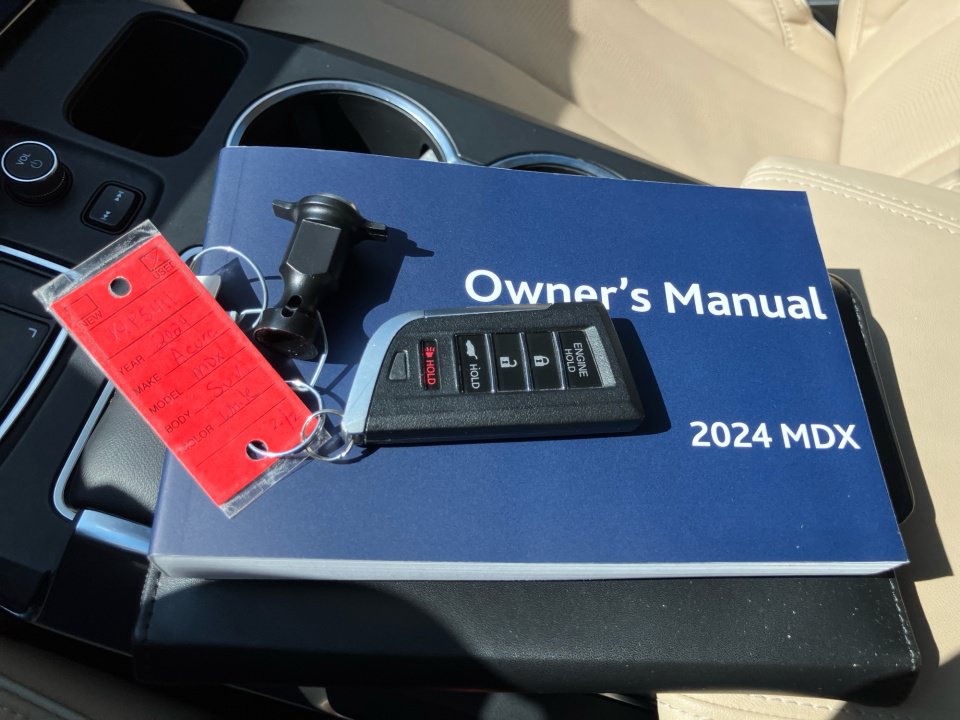 Used 2024 Acura MDX w/ Advance Package AWD/4WD image 38