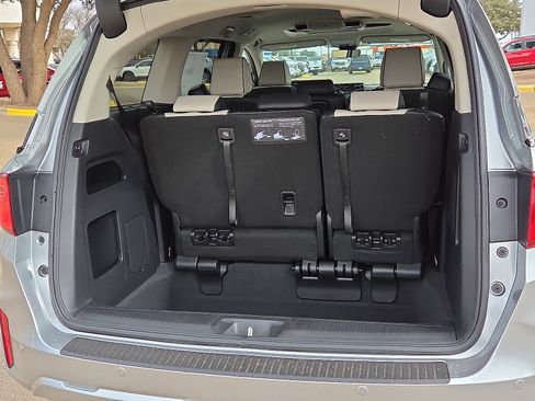 New 2026 Honda Odyssey Elite image 7