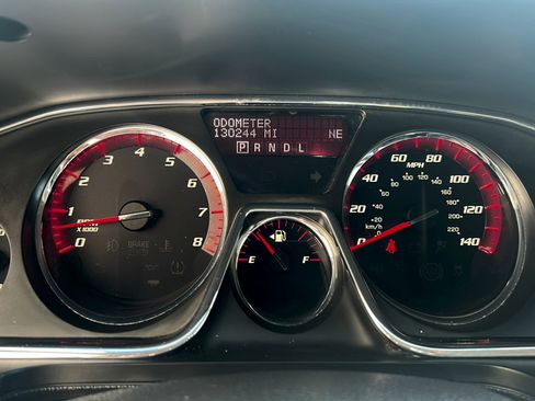 Used 2015 GMC Acadia SLE FWD image 14