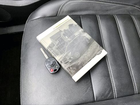 Used 2017 Ford Escape SE w/ SE Leather Comfort Package image 15