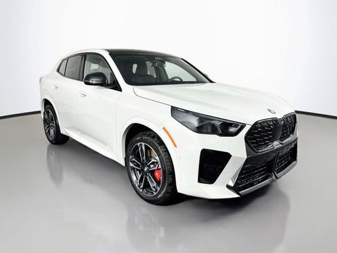 New 2026 BMW X2 xDrive28i w/ M Sport Package AWD/4WD image 8