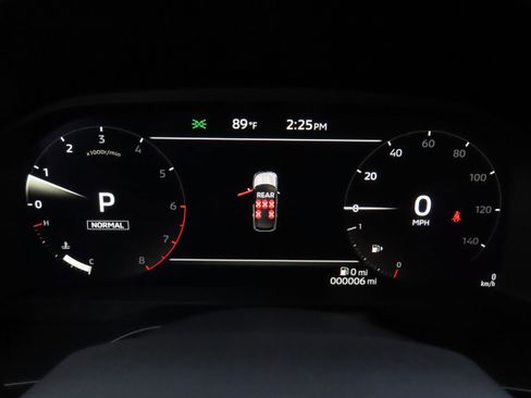 New 2025 Mitsubishi Outlander SE image 11