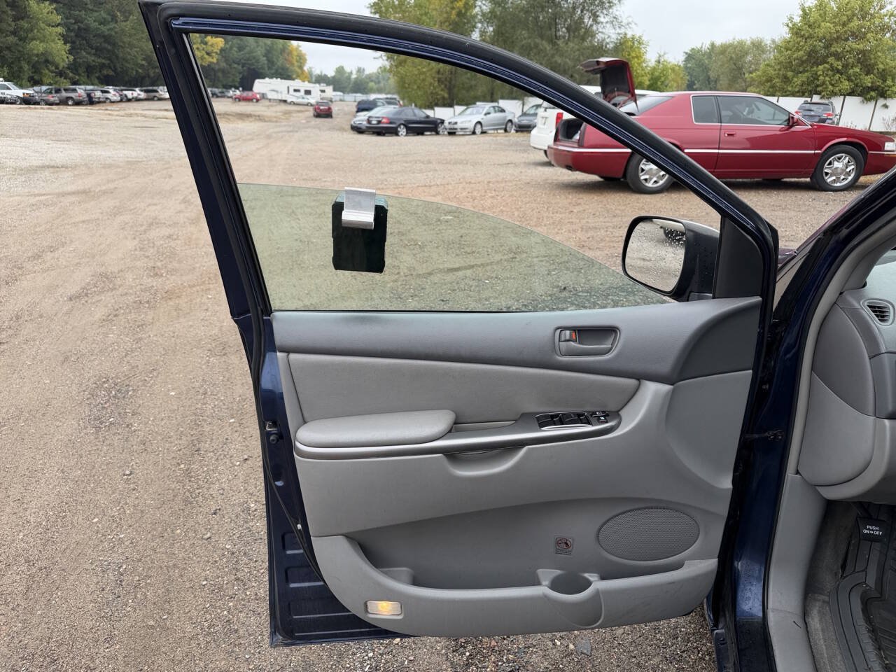 Used 2006 Toyota Sienna LE w/ LE Pkg 4 FWD image 20