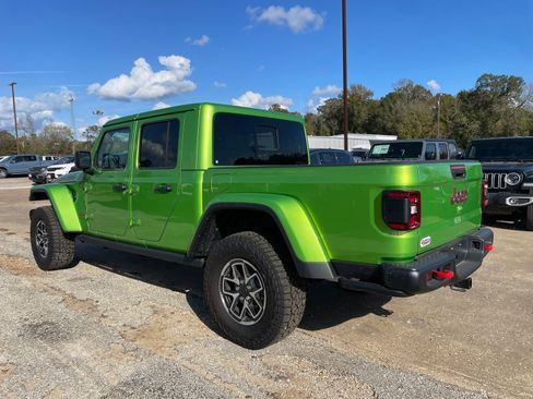 New 2025 Jeep Gladiator Rubicon w/ Convenience Group image 4