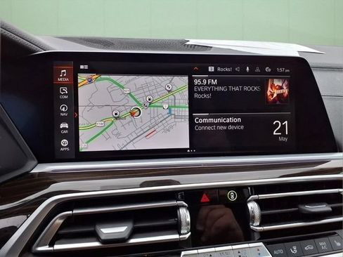 Used 2023 BMW X5 xDrive40i w/ Premium Package AWD/4WD image 22