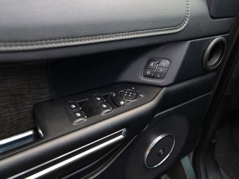 Used 2020 Ford Expedition Max Limited image 13