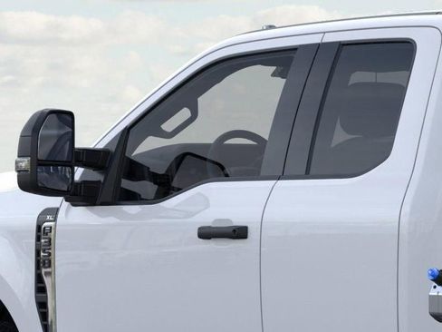 New 2025 Ford F350 XL w/ XL Chrome Package image 20