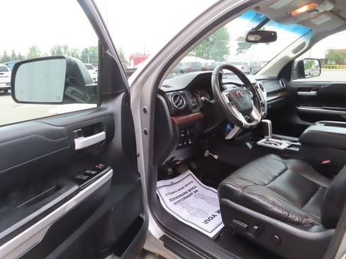 Used 2017 Toyota Tundra Limited AWD/4WD image 18