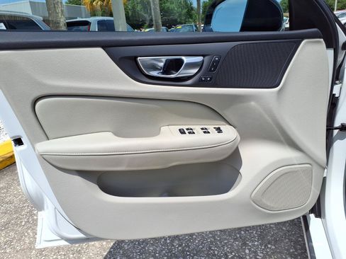 Certified 2025 Volvo S60 B5 Plus AWD/4WD image 20