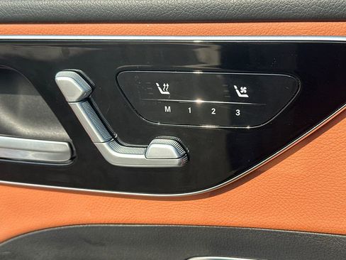 Used 2022 Mercedes-Benz C 300 Sedan image 8