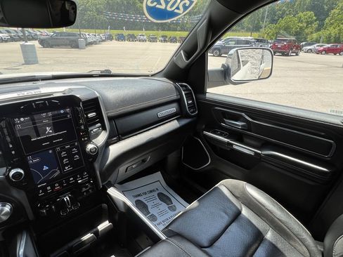 Used 2023 RAM 1500 Laramie image 24