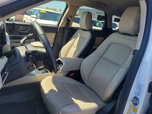 Used 2025 Lincoln Corsair Reserve w/ Jet Appearance Package image 17