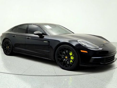 Used 2018 Porsche Panamera 4 AWD/4WD image 3