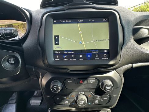 Used 2020 Jeep Renegade Limited w/ UConnect 8.4 Nav Group AWD/4WD image 22
