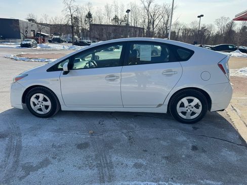 Used 2011 Toyota Prius Three image 4