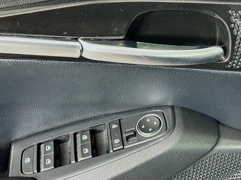 Used 2021 Kia Seltos S image 22